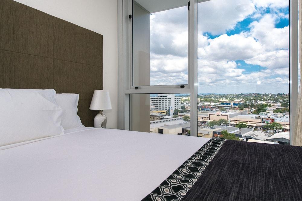 เอ็มไพร์ อพาร์ตเมนต์ โฮเต็ล Aparthotel ร็อคแฮมป์ตัน ภายนอก รูปภาพ