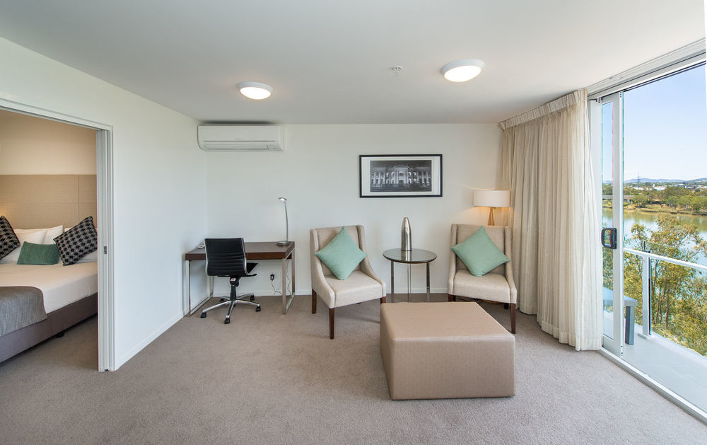 เอ็มไพร์ อพาร์ตเมนต์ โฮเต็ล Aparthotel ร็อคแฮมป์ตัน ภายนอก รูปภาพ