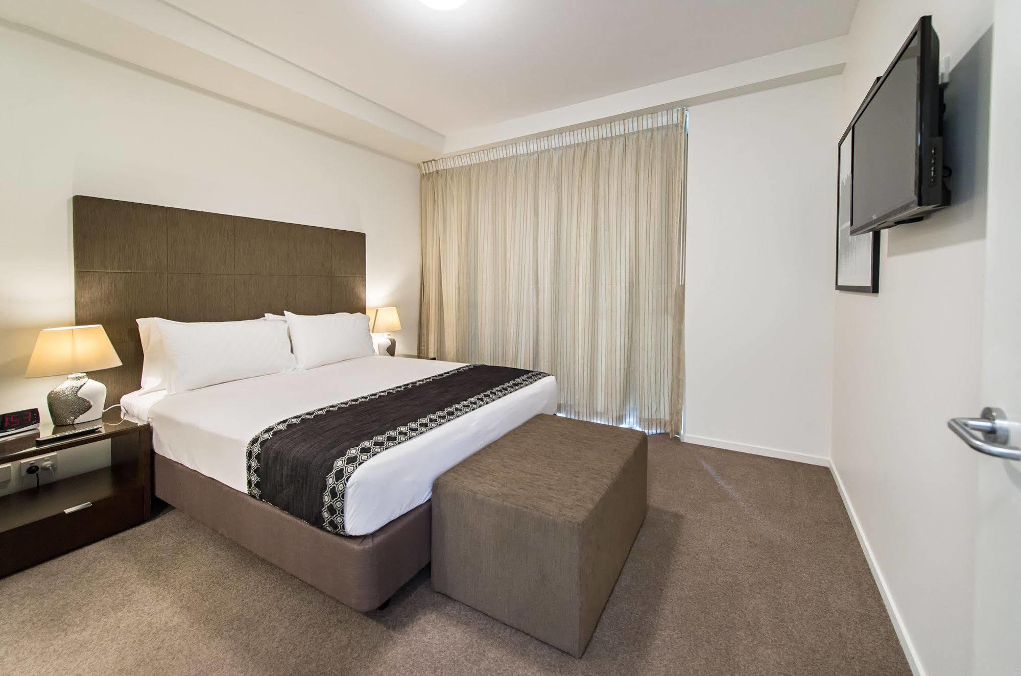 เอ็มไพร์ อพาร์ตเมนต์ โฮเต็ล Aparthotel ร็อคแฮมป์ตัน ภายนอก รูปภาพ
