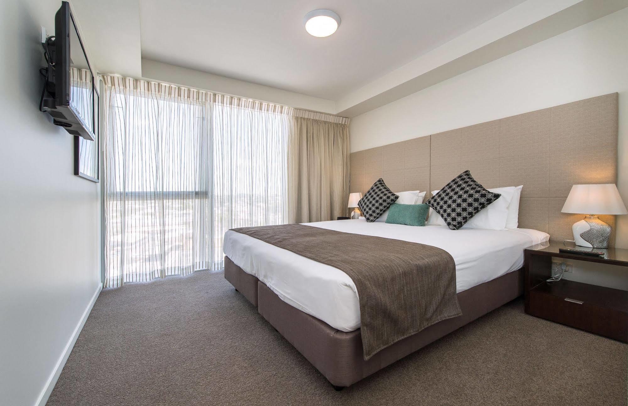 เอ็มไพร์ อพาร์ตเมนต์ โฮเต็ล Aparthotel ร็อคแฮมป์ตัน ภายนอก รูปภาพ